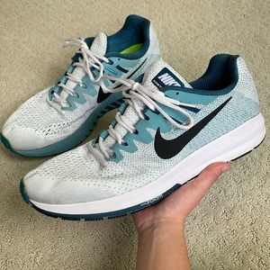 Nike Zoom Structure 20